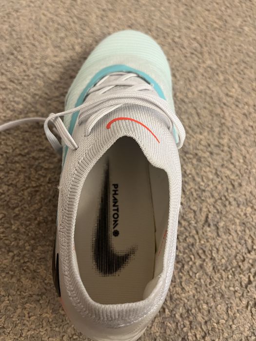 Ghete de fotbal nike phantom 6