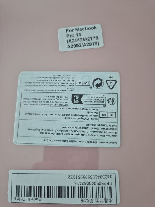 Carcasa protectie laptop