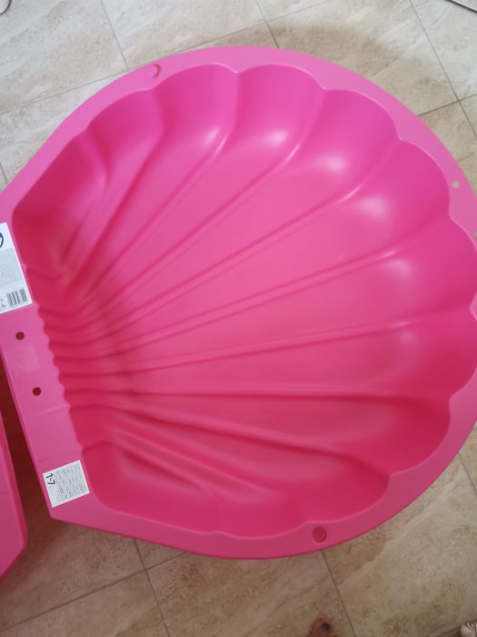 Nisipar din doua parti. 2*100 l pt apa si nisip