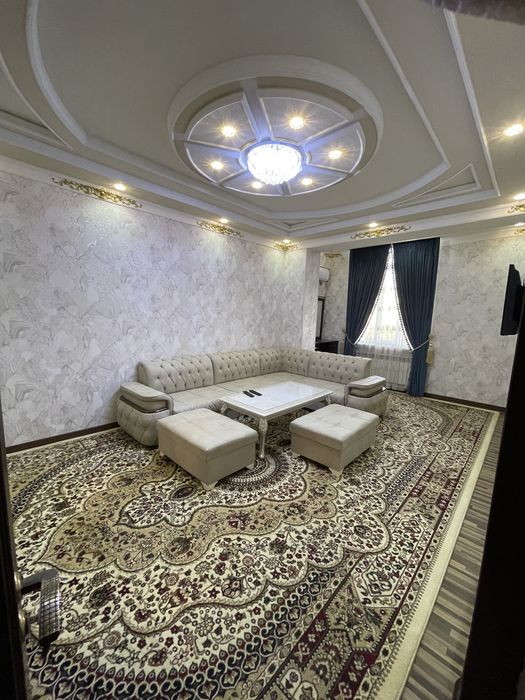 Srochna 2 xonali uy sotiladi