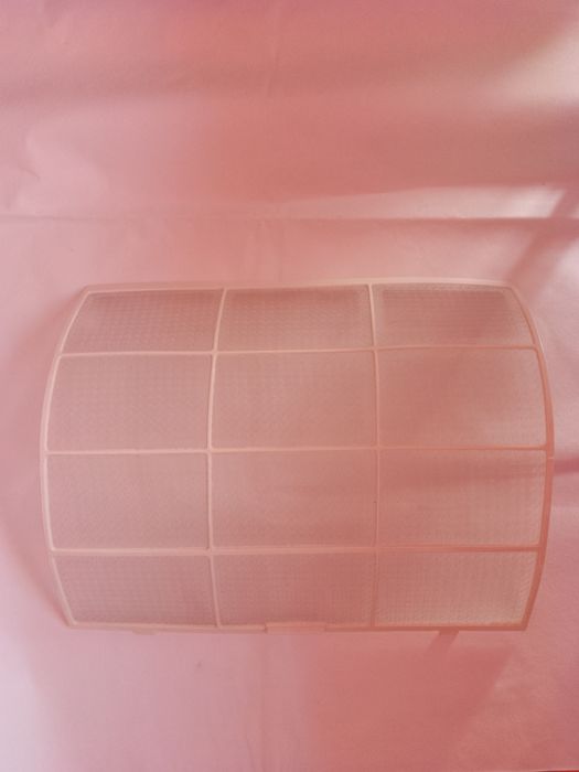 Продавам филтри за климатик.