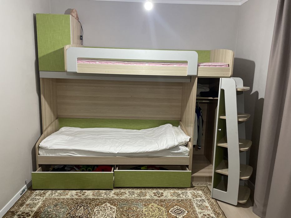 Спальный гарнитур детский