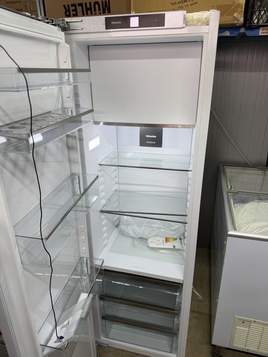 Miele хладилник с вътр.камера мостра А++ No frost Germany Гаранция