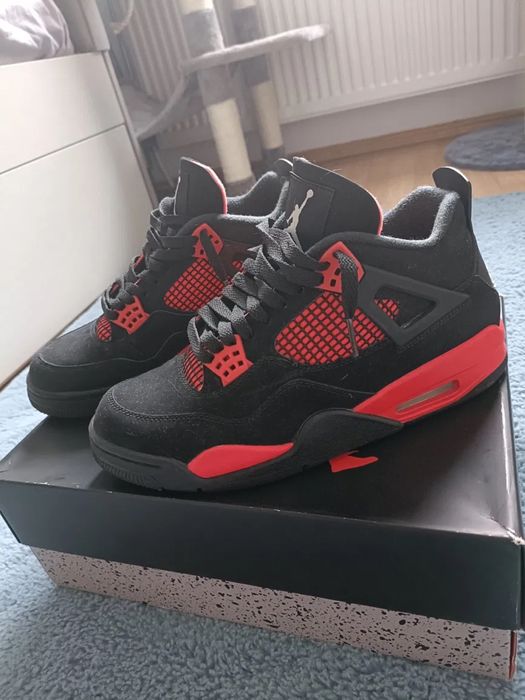 Adidași Nike Jordan