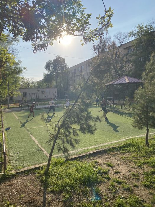 Uy Sotiladi Sergili turon metro oldi