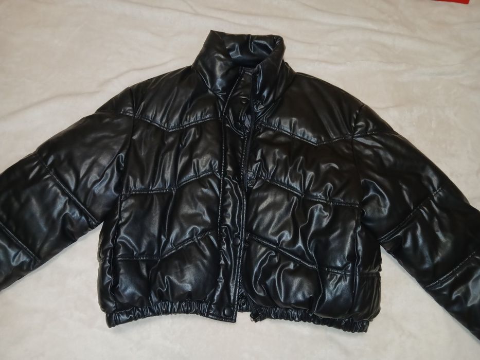 Дамско яке късо zara