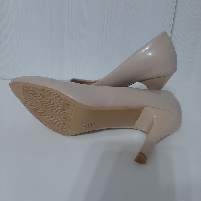 Продам новые туфли