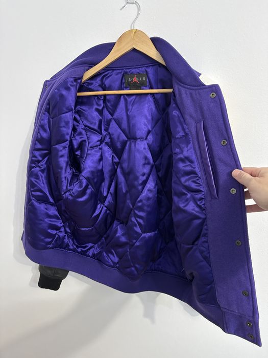 Geaca piele colegiu Jordan Varsity Dna Lakers marime S - M