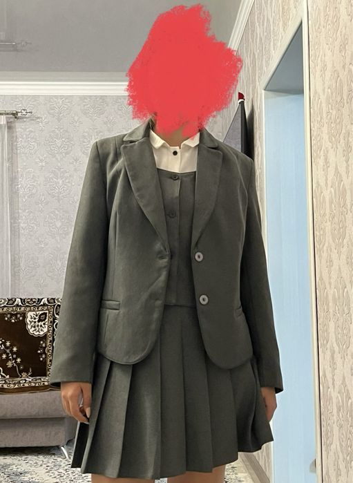 Школьная форма серая