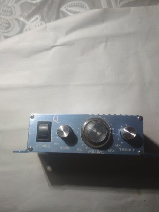 Продам усилитель на 12 вольт