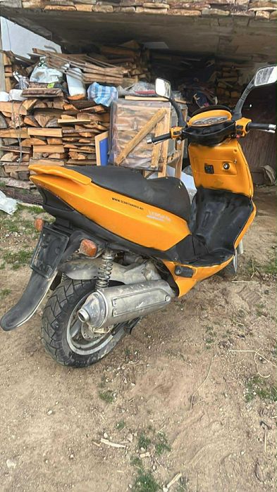 Aprilia Leonardo 150