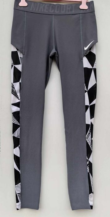 Nike оригинален дамски клин Л размер