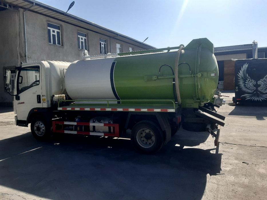 Хово ассенизатор 5 куб Howo SHACMAN говновоз гавновоз