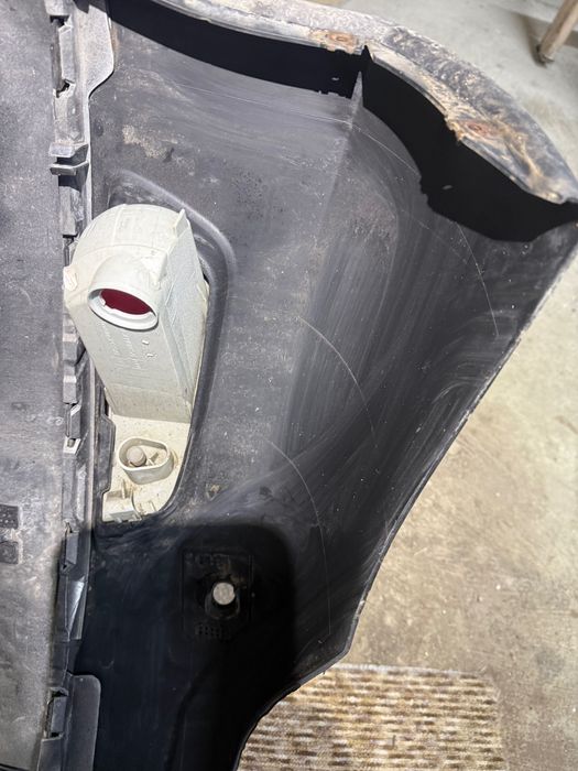 Задна броня за волво хс 60 2013 година