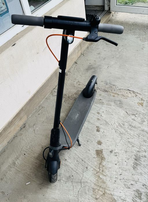 Trotineta elctrica Ninebot Kickscooter E2 plus/schimb