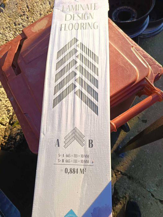 Parchet sigilat 9 cuti.