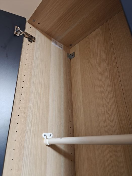 Срочно Шкаф ИКЕА IKEA с двумя штангами