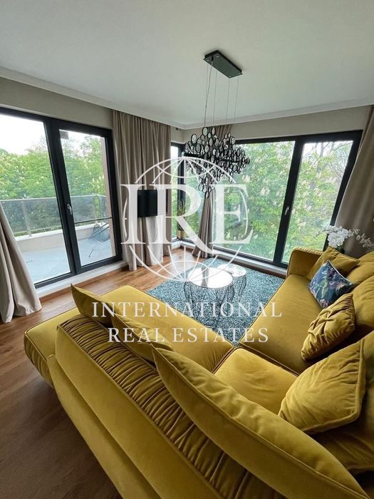 Нова цена! 2-стаен в Варна- Център, площ 89кв.м. цена 398000 евро