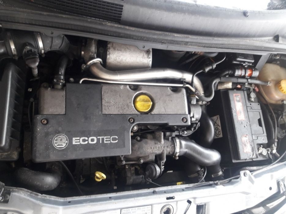 Опел зафира opel zafira 2.0DTI само на части