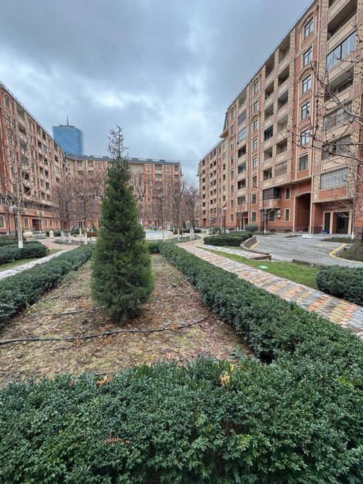 ЖК Parisien Golden House улица Нукус,Мукимий Мост