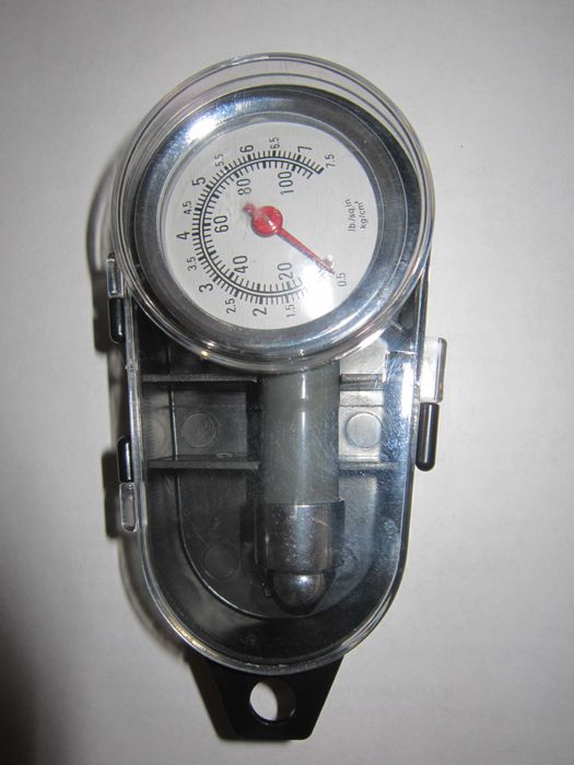 Манометр автомобильный 5500.