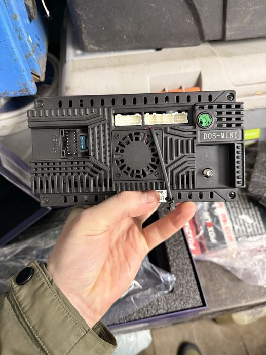 Продам автомагнитолу