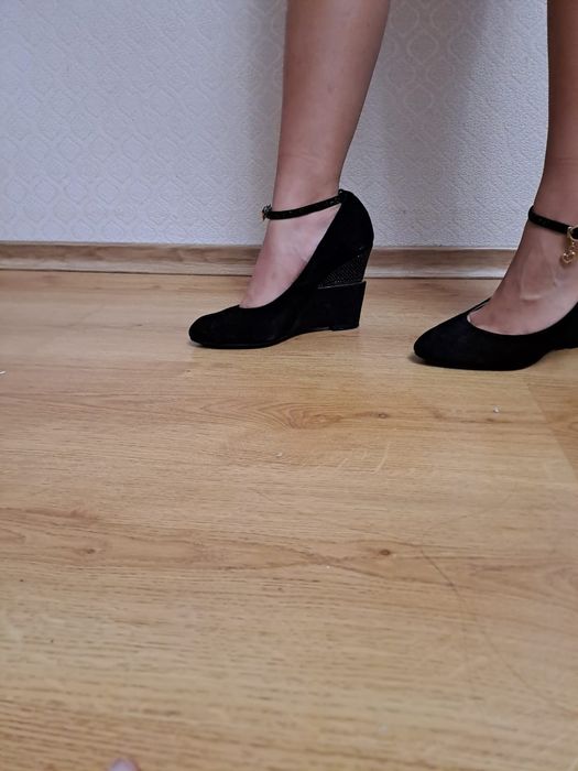 Женская обувь, туфли