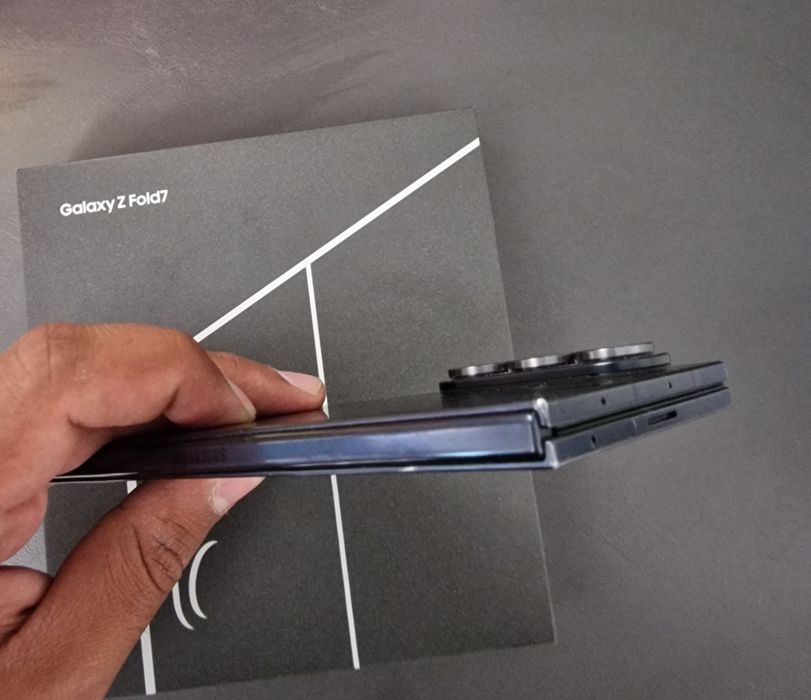 Samsung galaxy z fold 7 напълно отключен