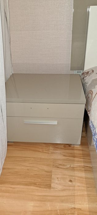 Продам чешский спальный гарнитур