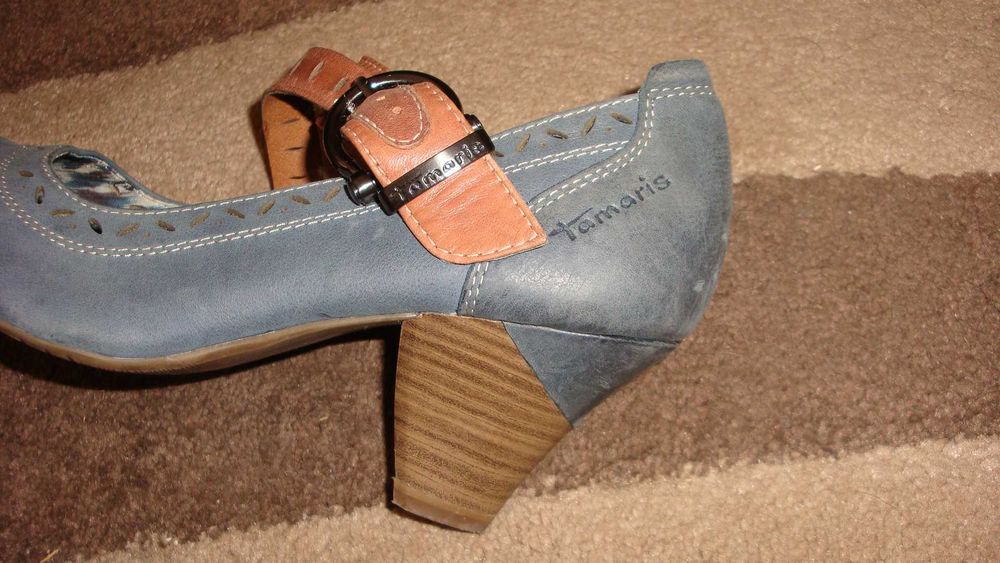 Sandale/Pantofi albastri cu toc, eleganti, nr 38