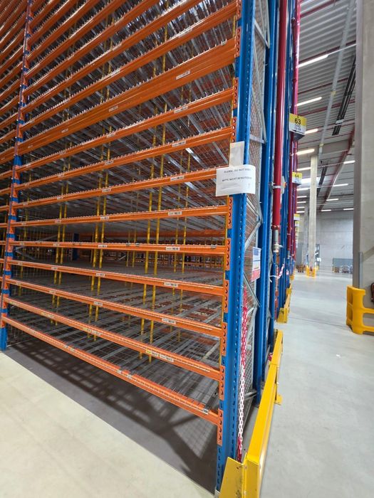 Rafturi metalice pentru depozitare paleti