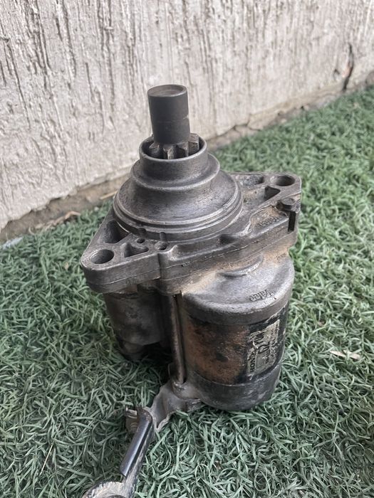 продам статер от Honda accord