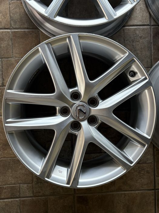 Оригинални джанти Lexus CT / Toyota 17" 5х100
