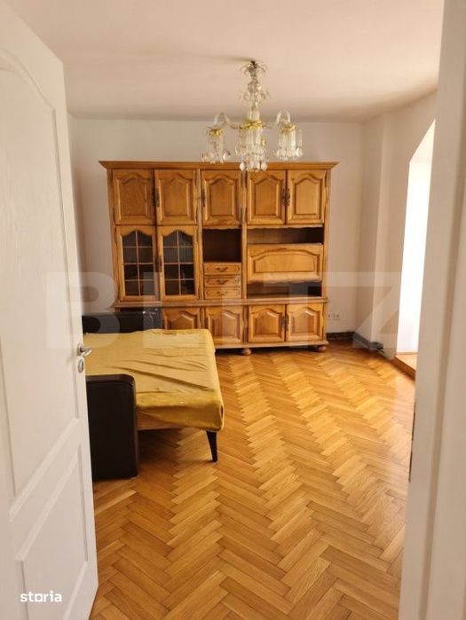 Apartament cu 4 camere, 80 mp, zona Manastur — fotografia 3