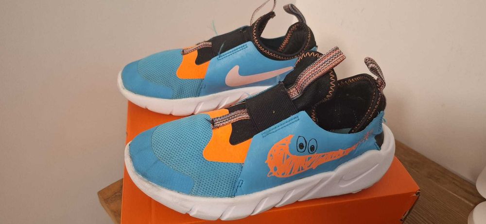 Vand Pantofi Sport Alergare pentru Copii Nike Flex Runner 2 marime 34