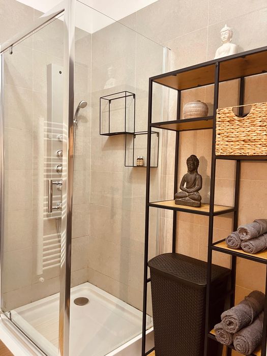 Apartament la cheie  în Floreşti - caută proprietar cu personalitate
