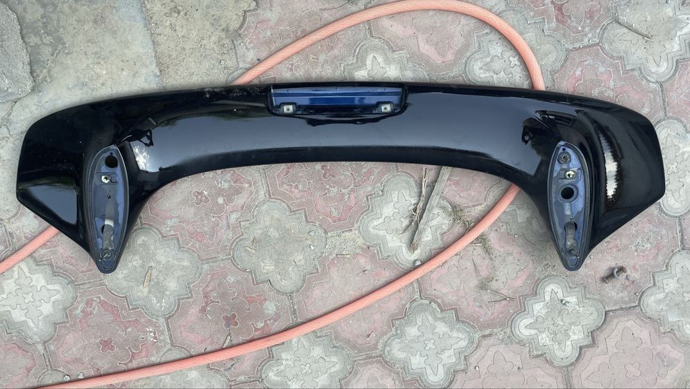 Спойлер на Subaru Impreza