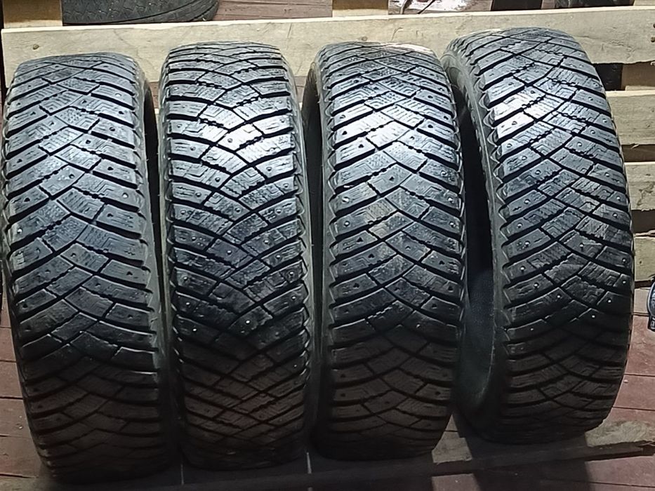 205/65/16 комплект зима