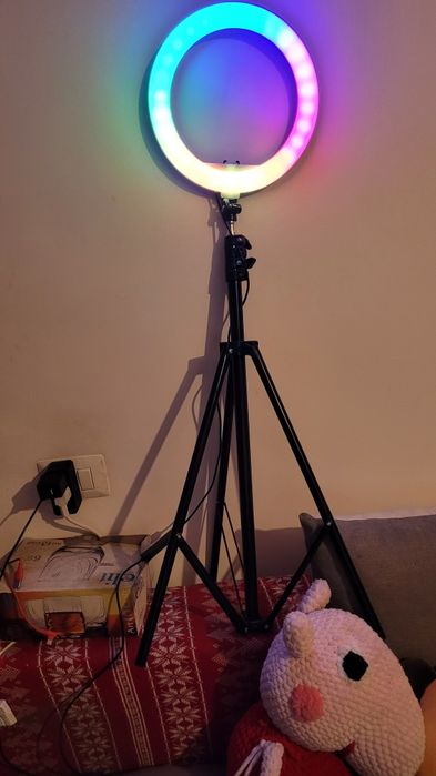 Trepied luminos funcțional
