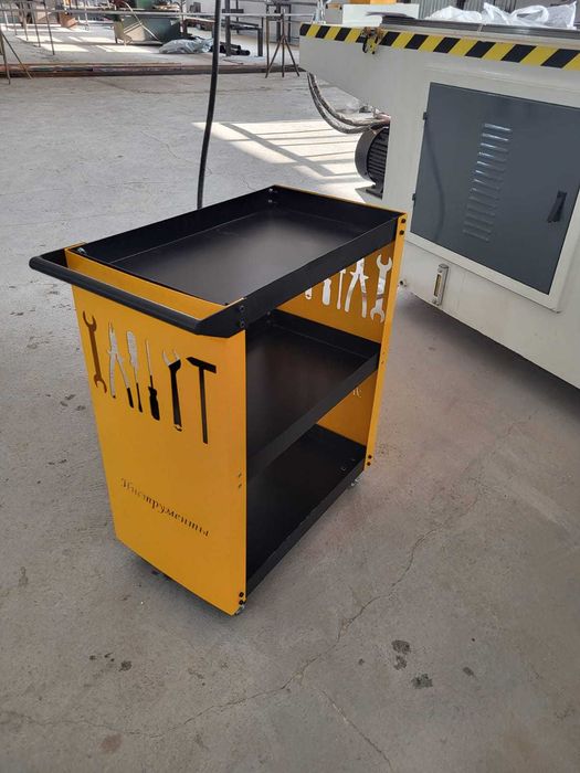 стеллаж для инструментов