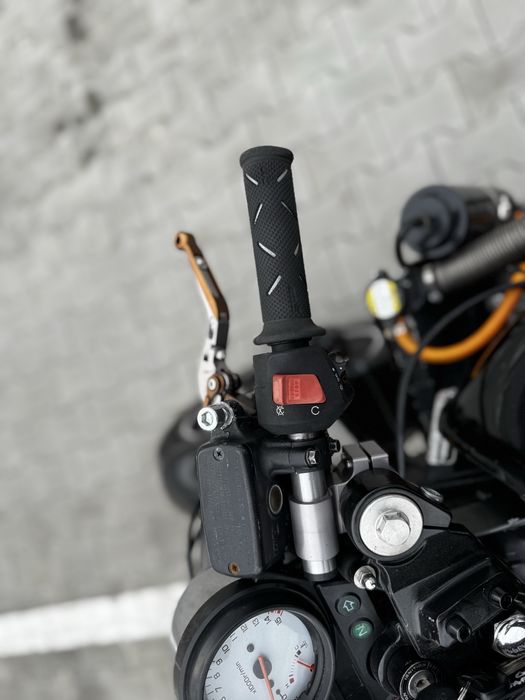 Honda Hornet 600 PC34 Streetfighter