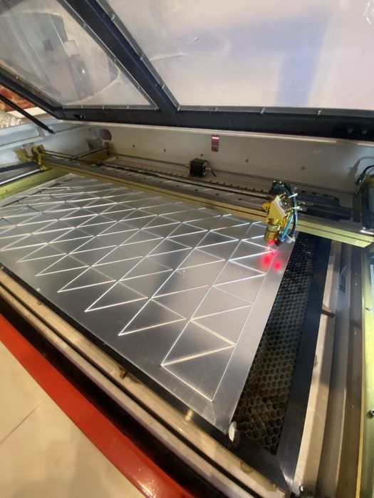 Лазерная резка/гравировка