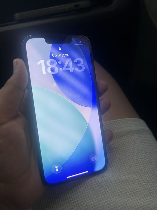Продам айфон 13 iphone