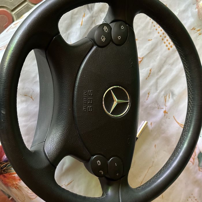 Продам руль мерседес w211