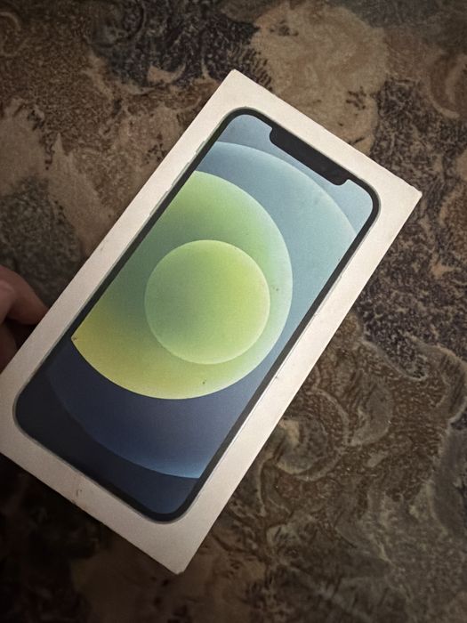 Продается iPhone 12 128гб голубой цвет