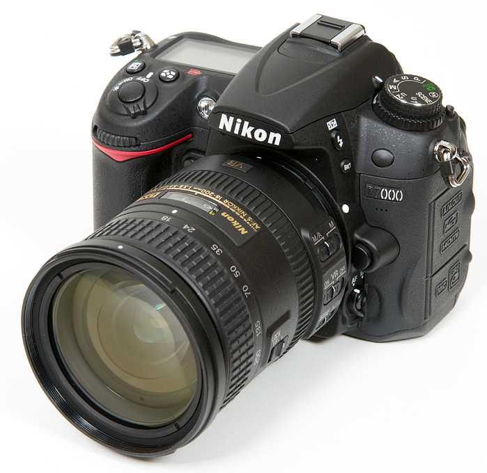 aparat foto DSLR Nikon d7000 + obiective
