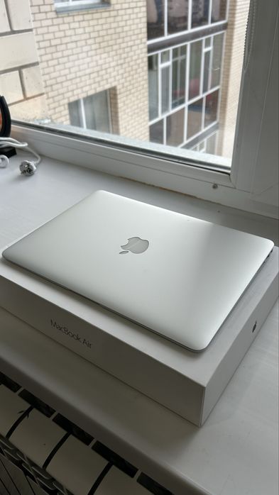 Apple MacBook Air 13”