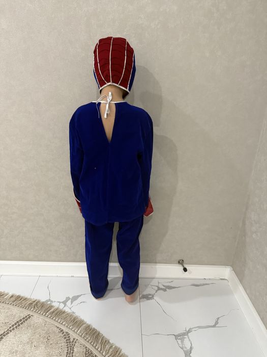 продам костюм человека паука