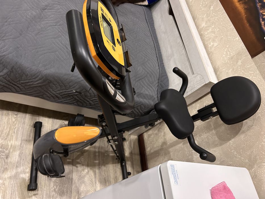 Продам велотренажер GENAU