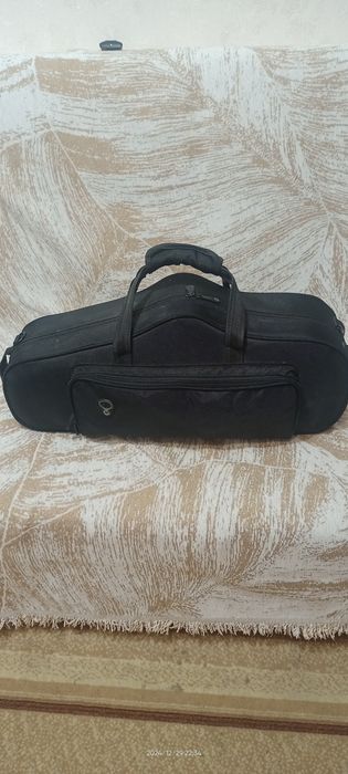 Продам Саксофон альтт